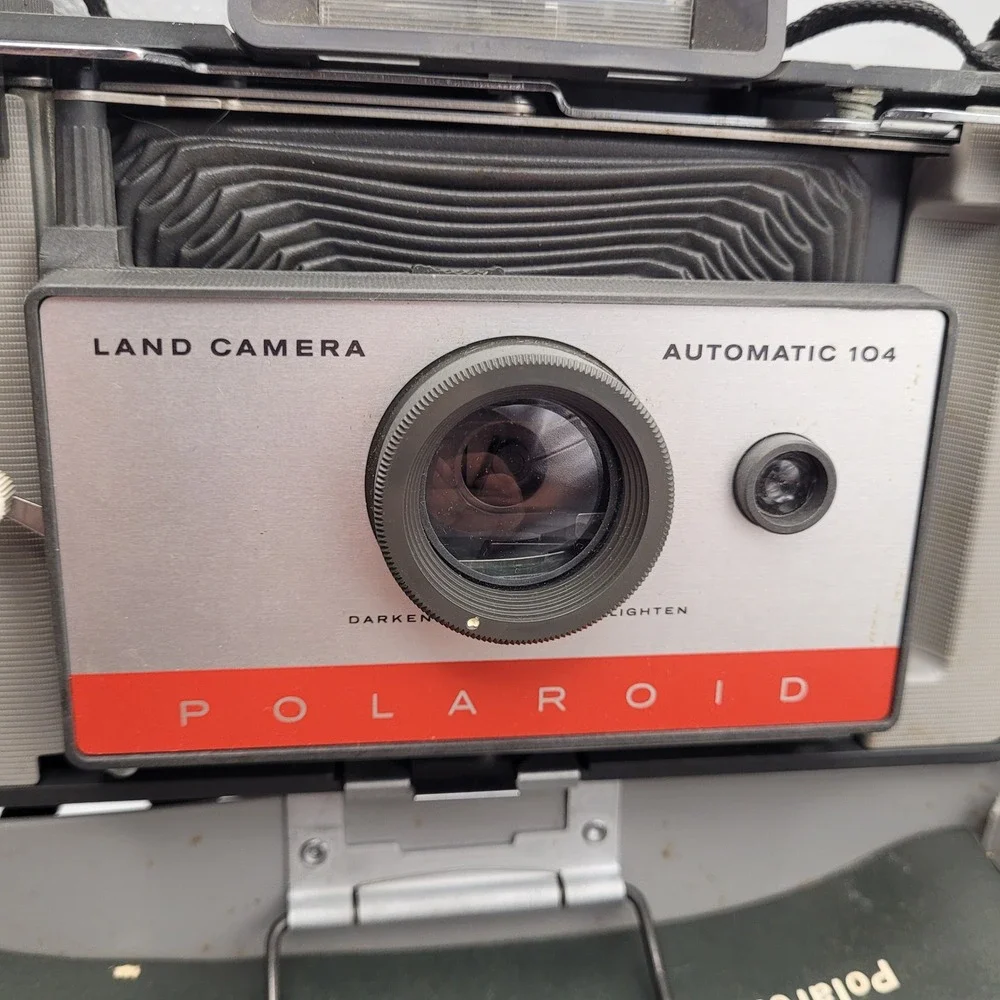Vintage Polaroid Automatic 104 Land Camera with Original Box and Cover TD504740